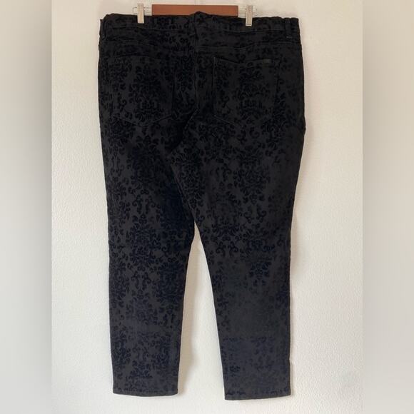 Diane Gilman 22W Whimsigoth Witchy Floral Black Velour Stretch Ankle Pant Sexy - Picture 5 of 11